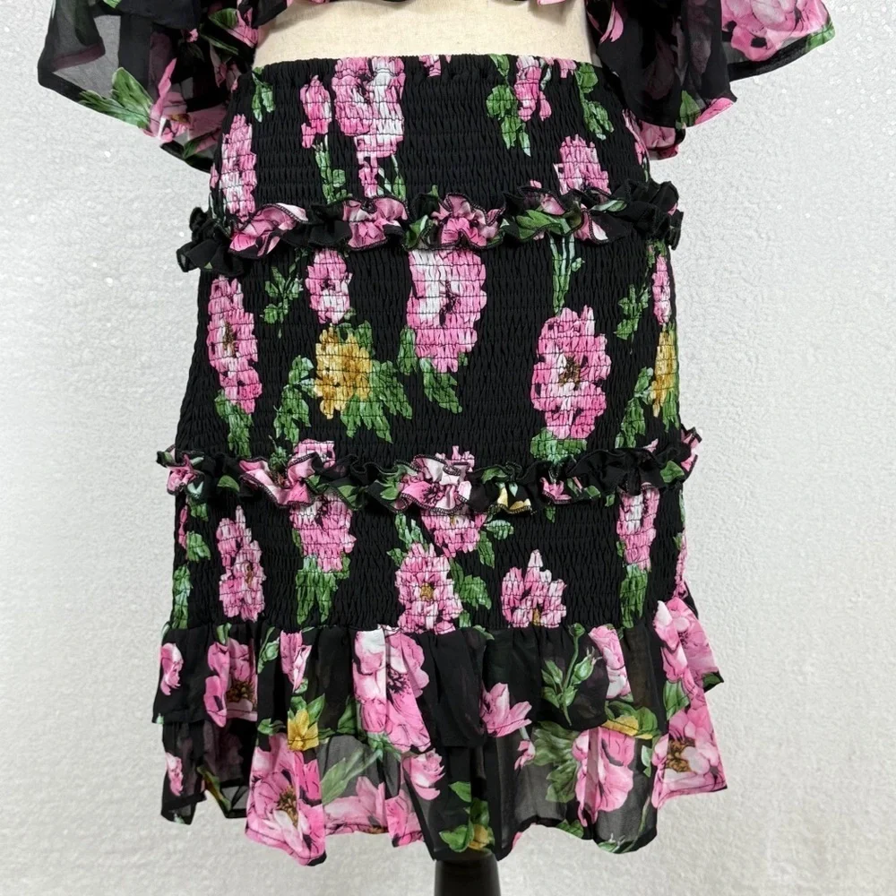 Collective Rack Black and Pink Floral Skirt Set Size Large Women’s